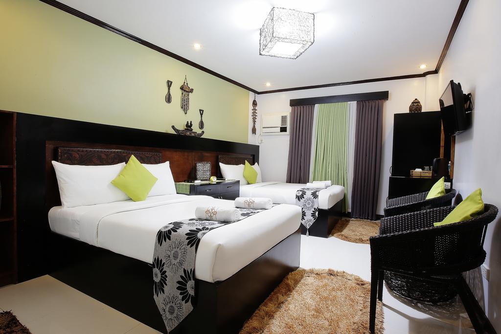 Bed and Breakfast Coron Bancuang Mansion Экстерьер фото