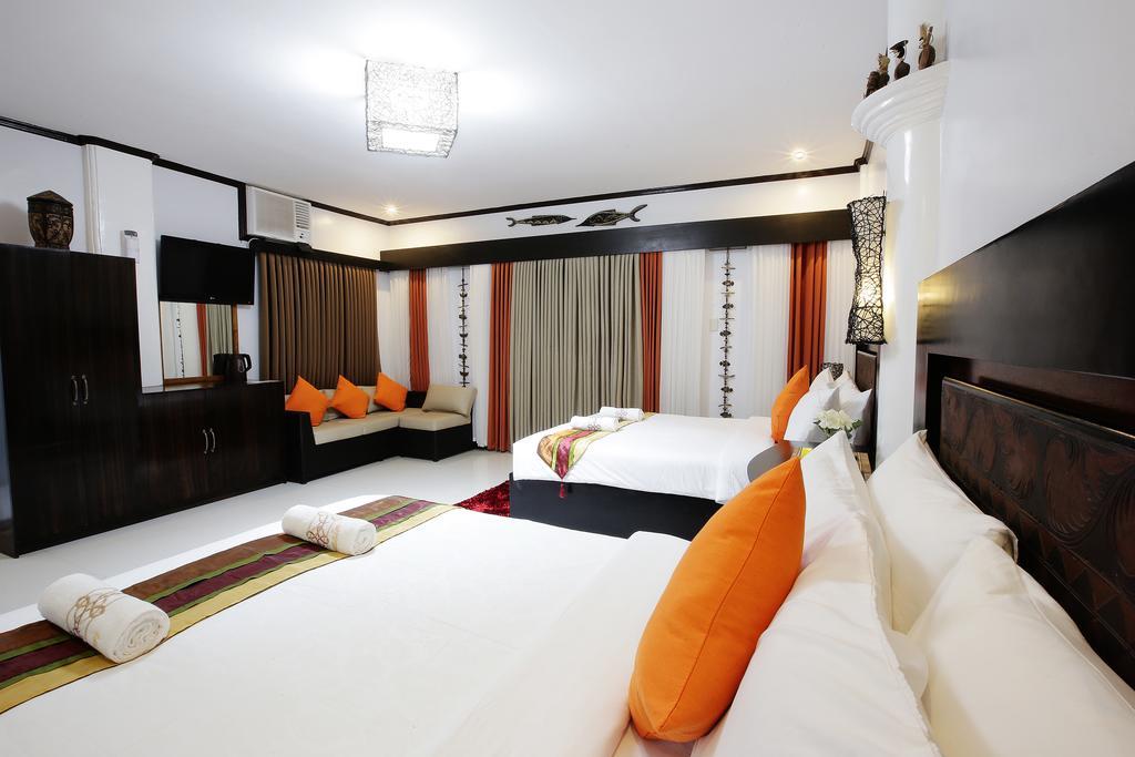 Bed and Breakfast Coron Bancuang Mansion Экстерьер фото