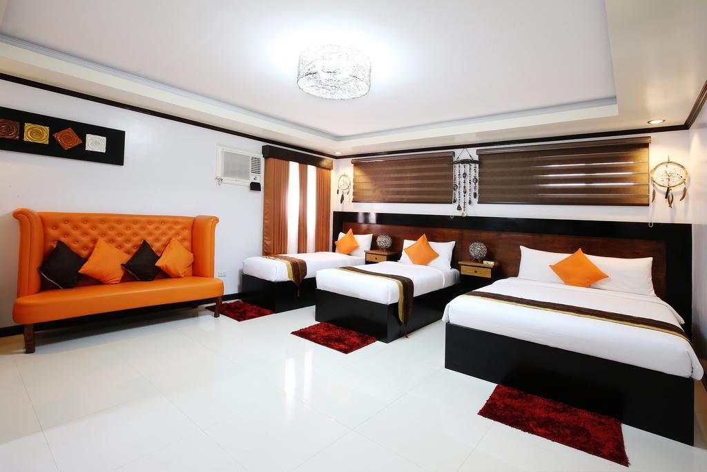 Bed and Breakfast Coron Bancuang Mansion Экстерьер фото