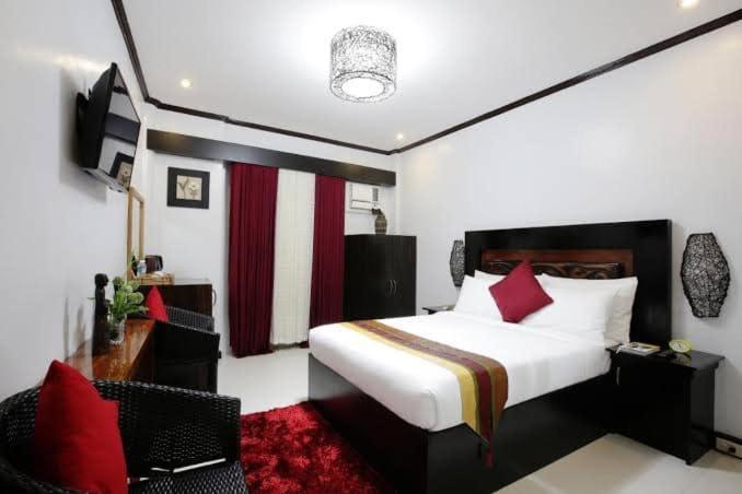Bed and Breakfast Coron Bancuang Mansion Экстерьер фото