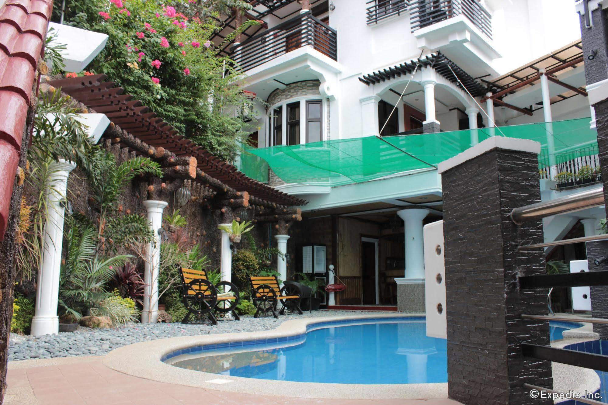 Bed and Breakfast Coron Bancuang Mansion Экстерьер фото